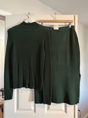 Simons Deep Forest Green Knit Top & Pencil Skirt Set